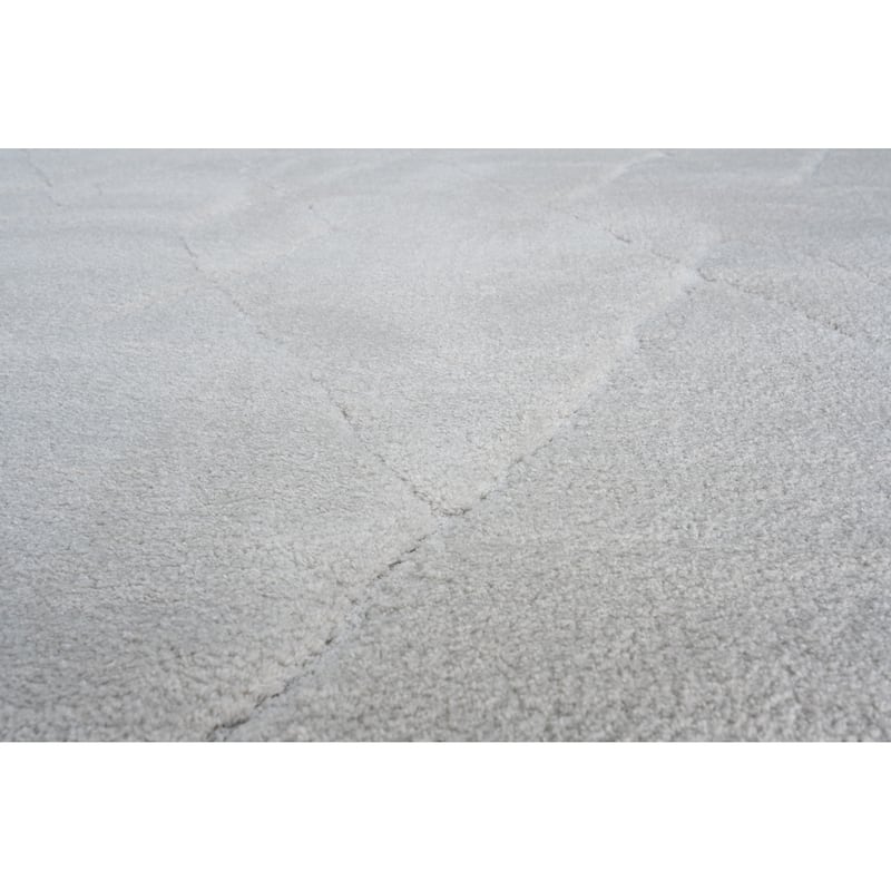 Nina Madison Ivory Recycled Polyester Area Rug - 6' x 9'