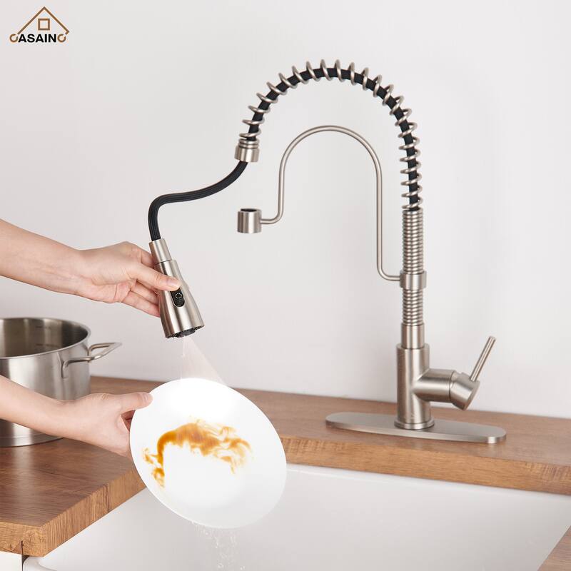 Single Handle Pull Down Sprayer Kitchen Faucet