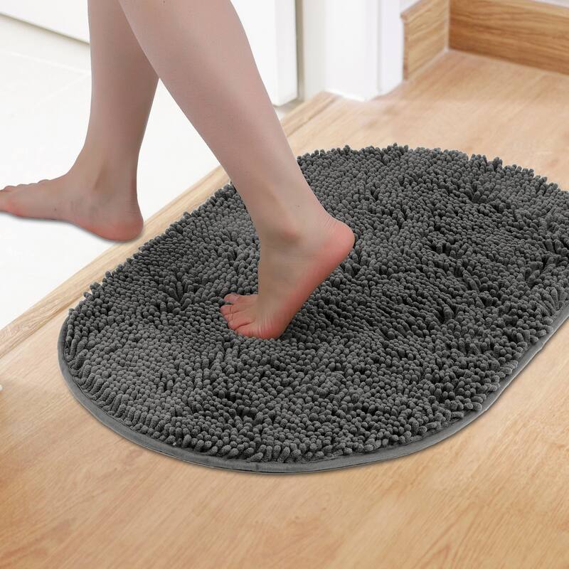Oval Plush Bath Mat, Soft Non Slip Absorbent Rug, Rubber Backing Quick Dry Rugs for Shower Floor, Bathroom Decor - Grey - 16" x 24"