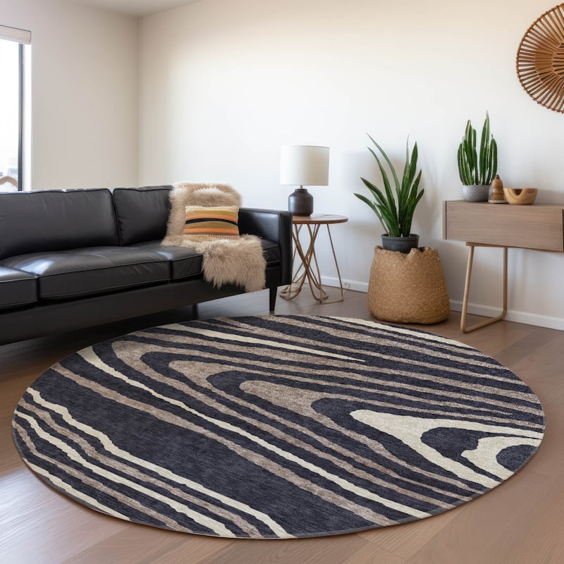 Machine Washable Indoor/ Outdoor Abstract Illusion Chantille Rug