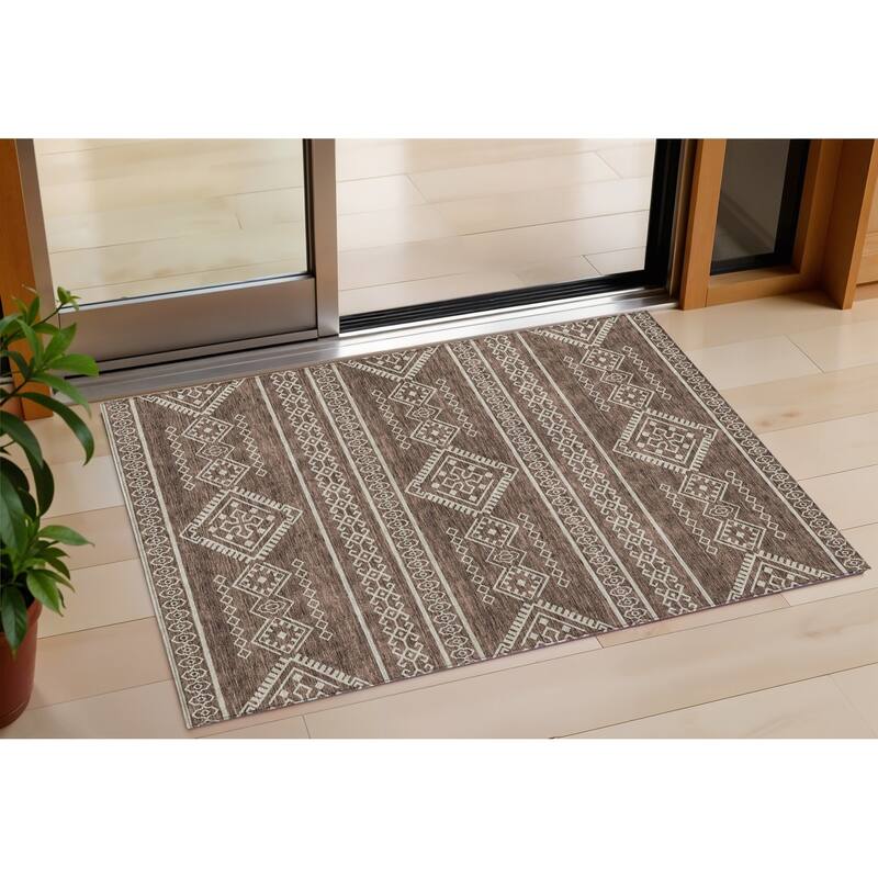 HomeRoots Southwestern Transitional Rectangle Outdoor Rug - 3' x 5'