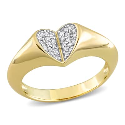 Miadora 1/7ct TDW Diamond Heart Cluster Ring in 10k Yellow Gold