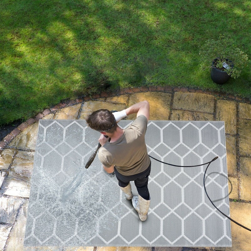 Miami Design 100% Eco-friendly Lightweight Plastic Outdoor Mat/Rug