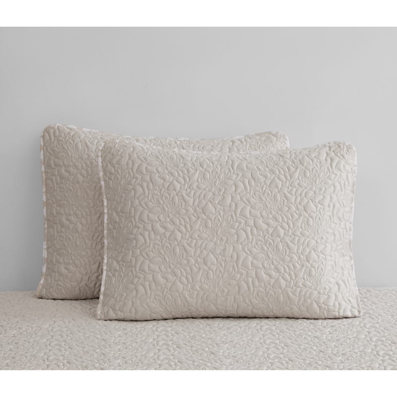 Valerie 3 Piece Reversible Quilt Set