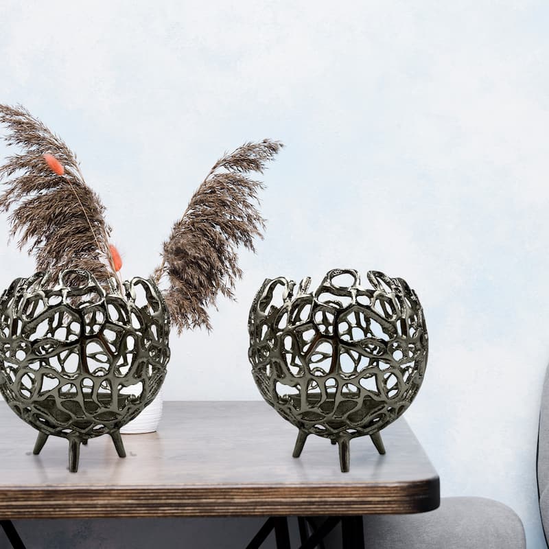 Decorative Handmade Aluminum Round Votive Candle holder Set of 2
