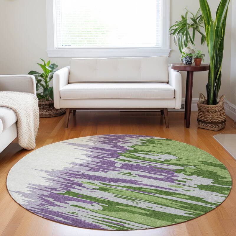 Machine Washable Indoor/ Outdoor Brushstrokes Ombre Chantille Rug - Green - 8' x 8'