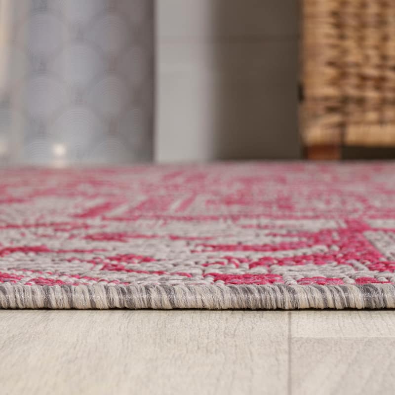 JONATHAN Y Charleston Medallion Indoor/Outdoor Area Rug
