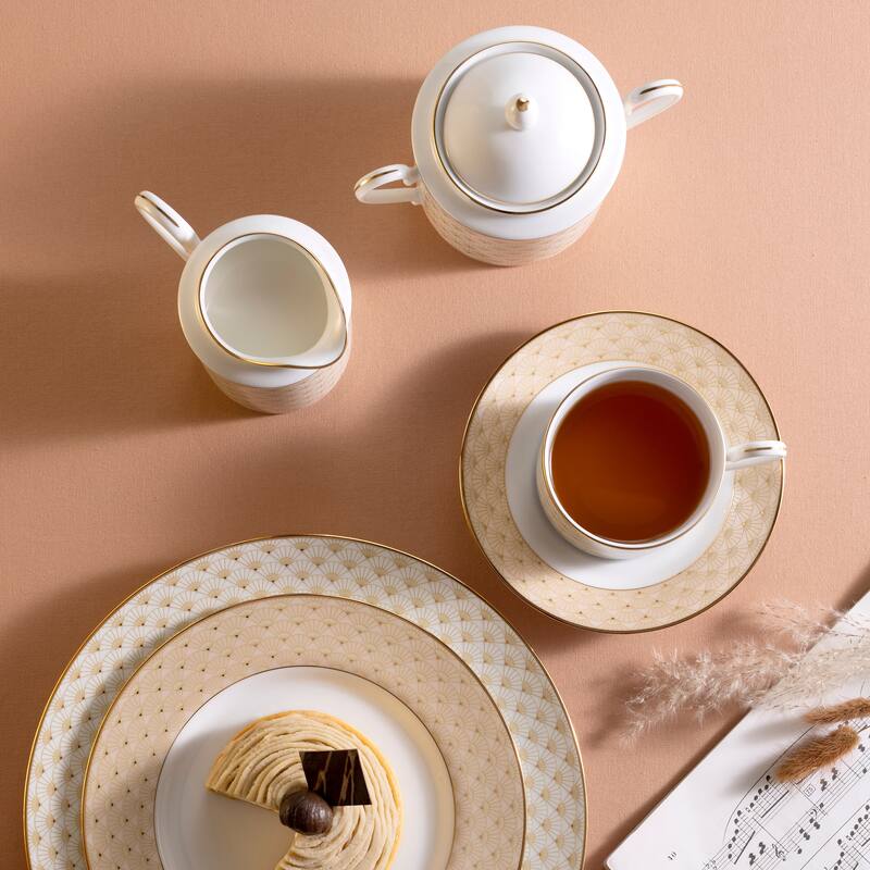 Trocadero Gold Set Of 4 Saucers, 6"