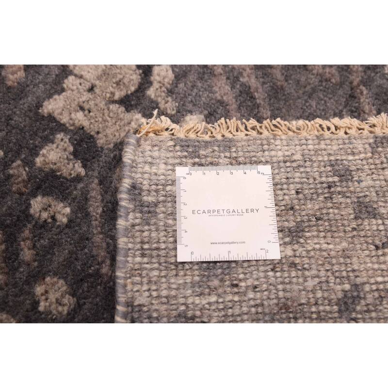 ECARPETGALLERY Hand-knotted Legacy Grey Wool Rug - 5'6 x 7'10