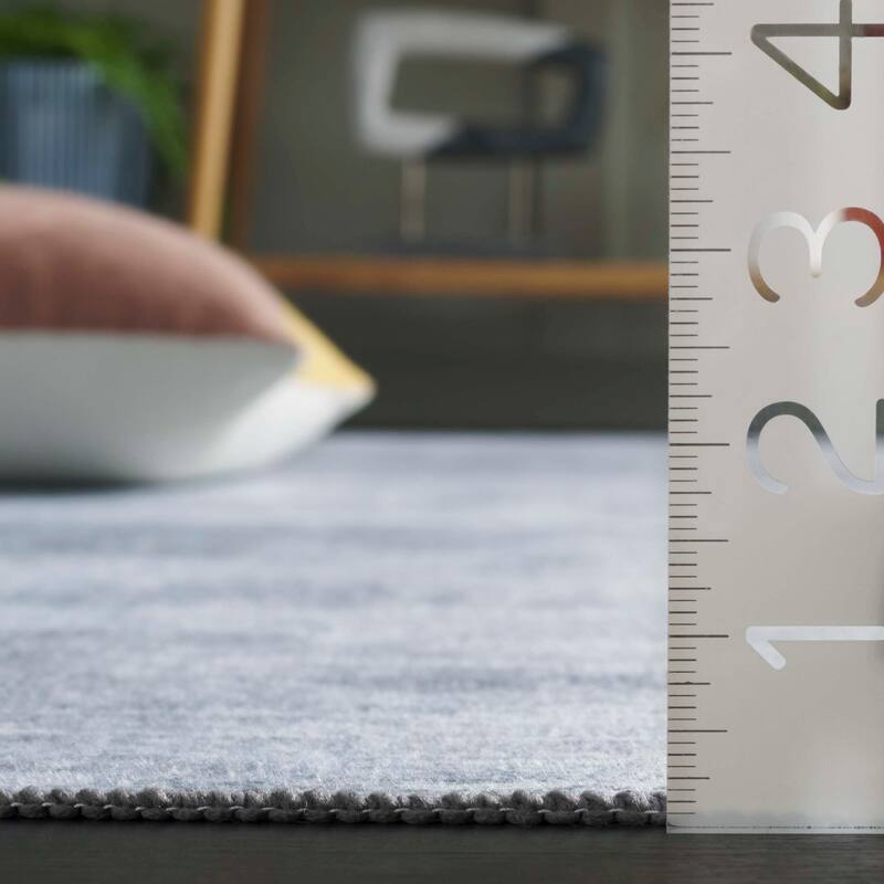 SAFAVIEH Malibu Iida Modern & Contemporary Rug
