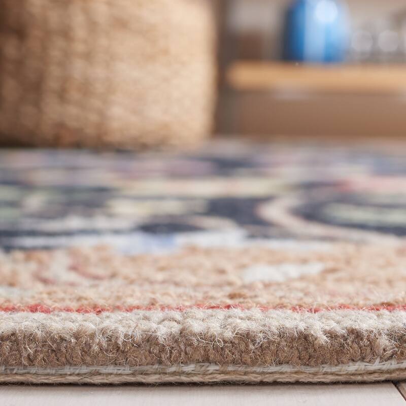 SAFAVIEH Handmade Chelsea Klazien Floral Wool Rug