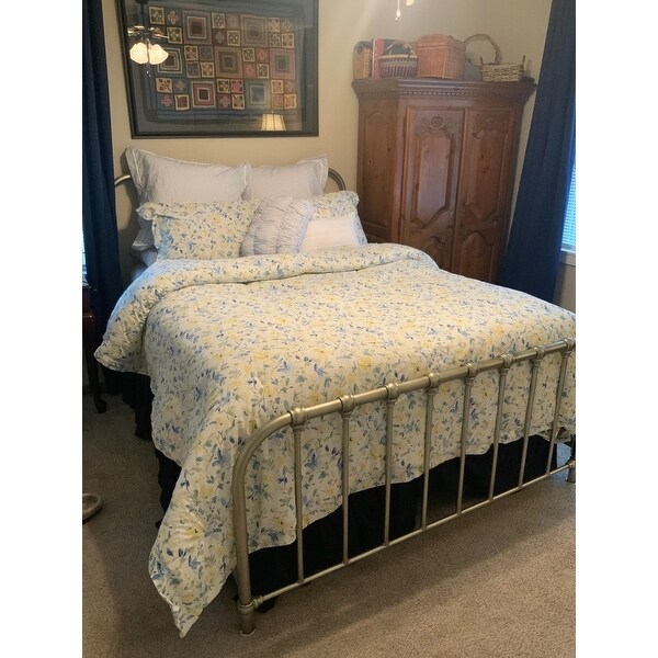 photo Laura Ashley Nora Comforter Set laura ashley nora 7 piece comforter set