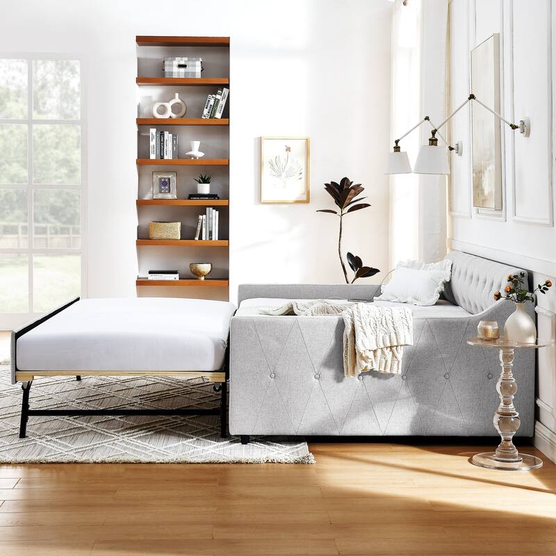 Upholstery Daybed with Erectable Trundle & USB Design