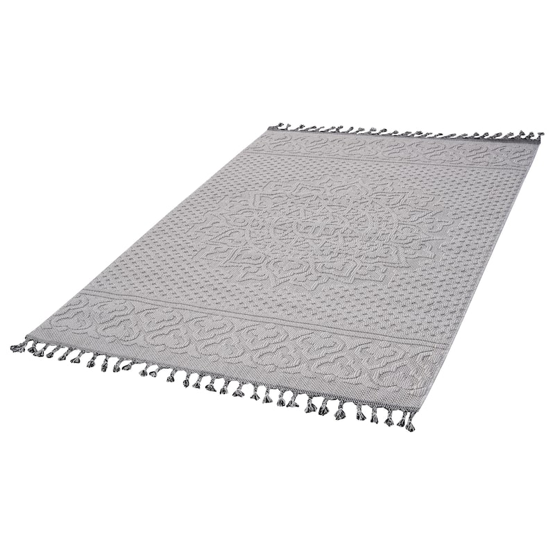 LOOM & LUXE Collection White/Ivory/Medallion Indoor/Outdoor Area Rug