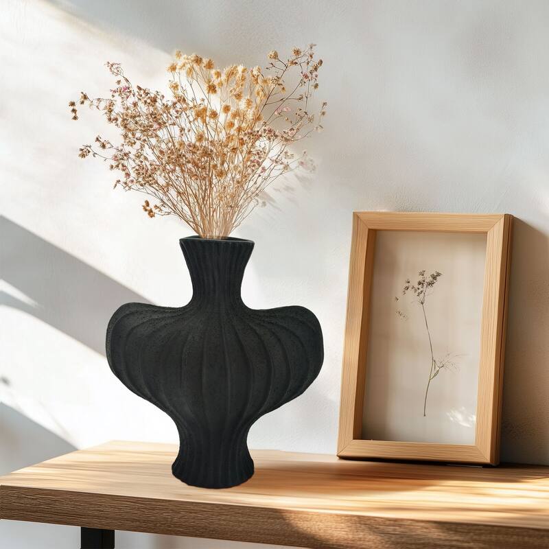Minimalist Resin Modern Vase with Stripe Texture