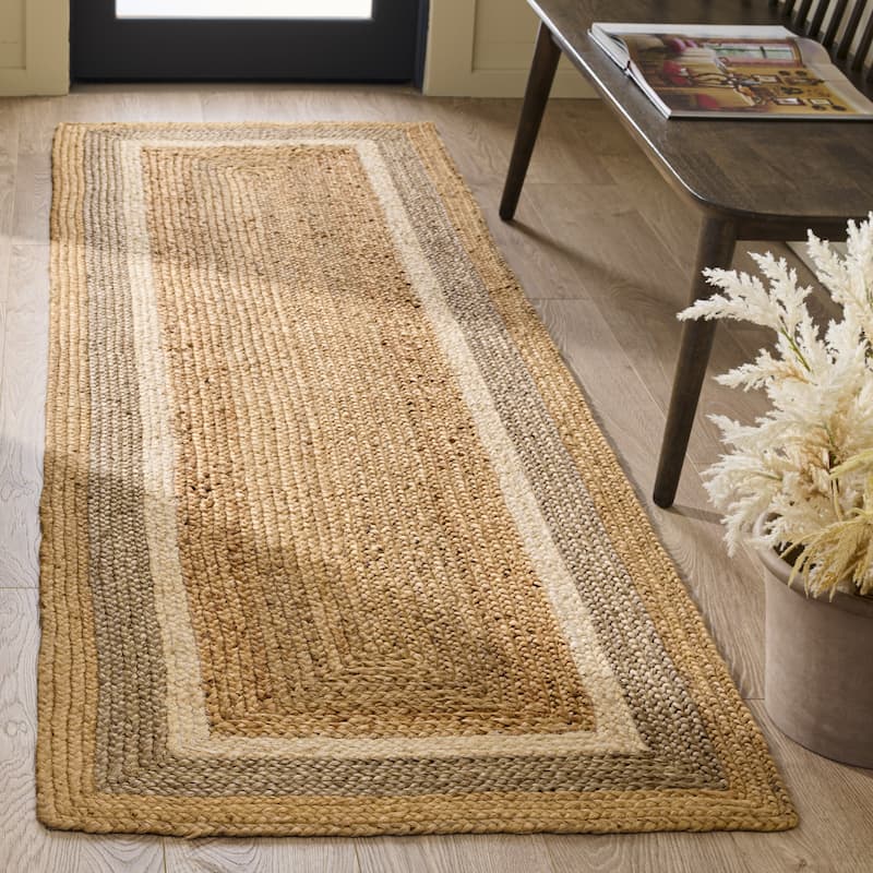 SAFAVIEH Handmade Natural Fiber Antonije Border Jute Rug