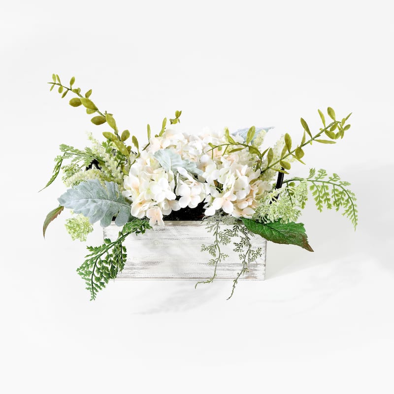 SAFAVIEH Lorie Faux 13-inch Hydrangea Potted Arrangement - 20" W x 11" D x 13" H - 20Wx11Dx13H