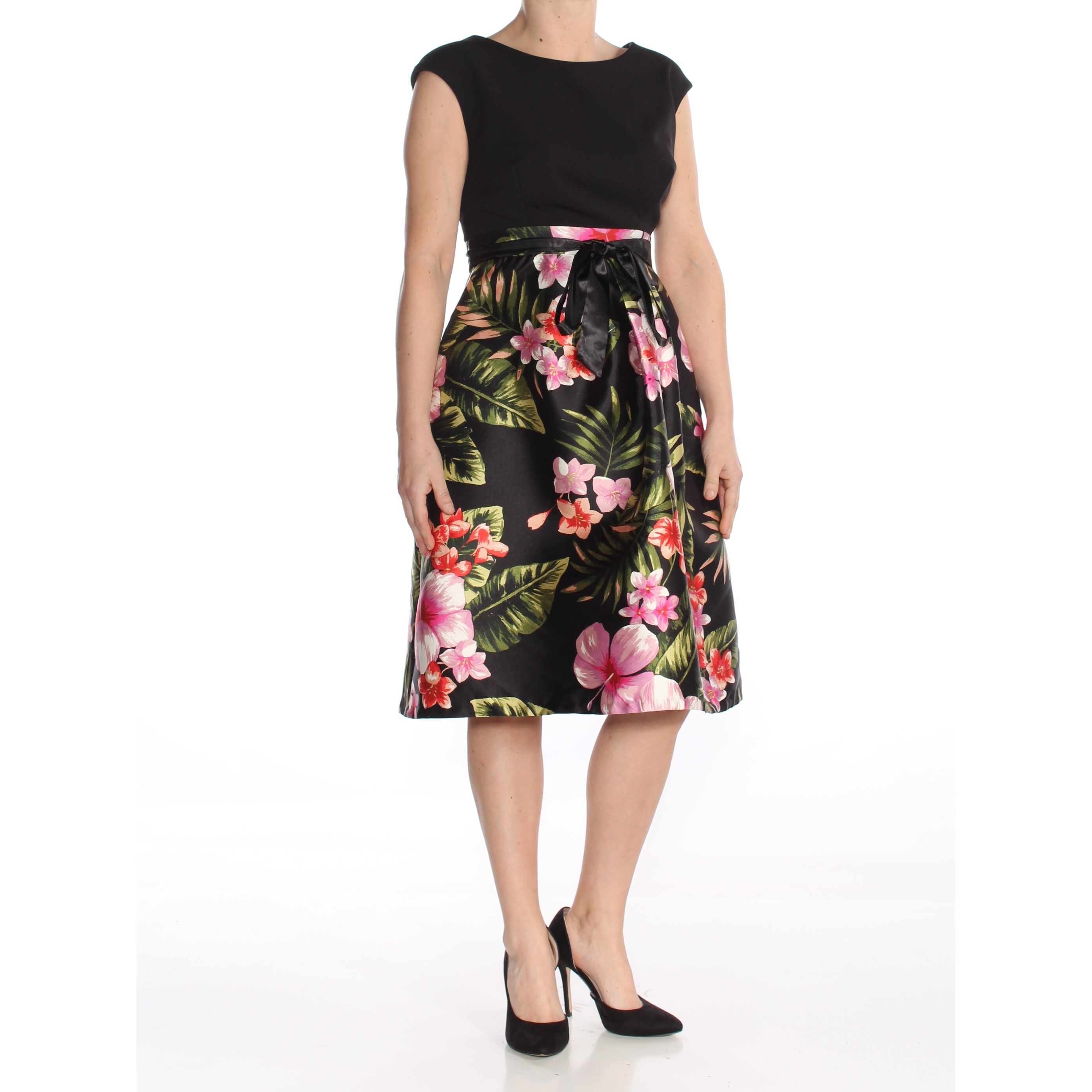 Shop Sangria Black Cap Sleeve Knee Length Fit Flare Dress Size 4