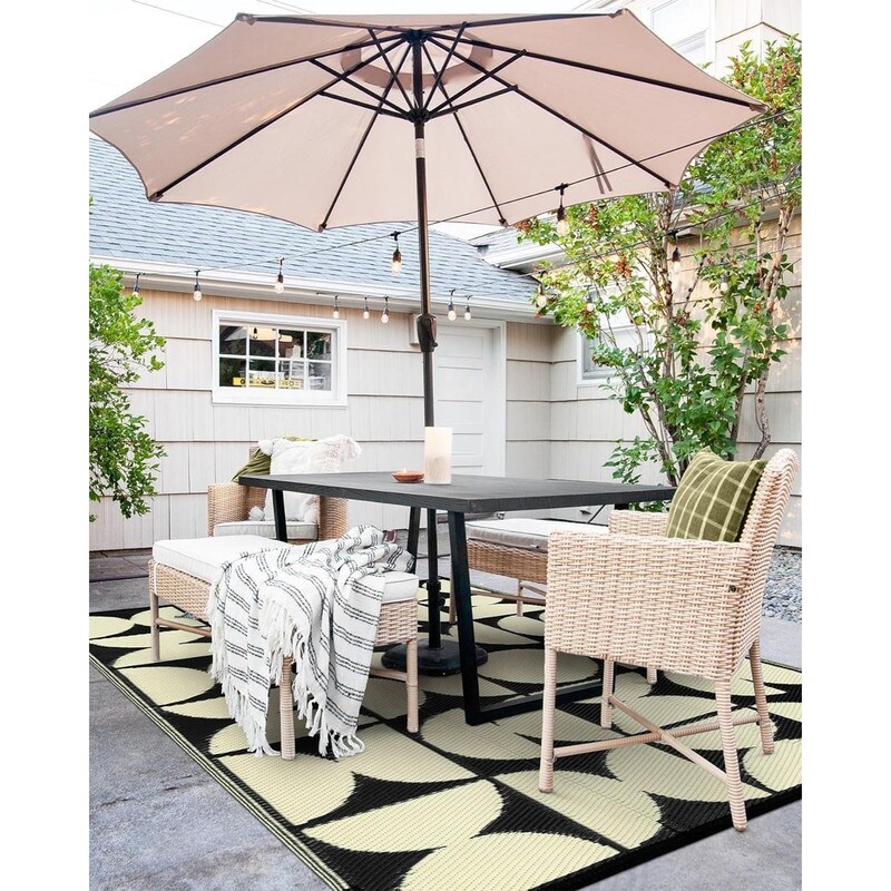 8'x10' Reversible Plastic Straw Outdoor Rug - Waterproof Patio Mat For Deck, RV, Camping & Balcony