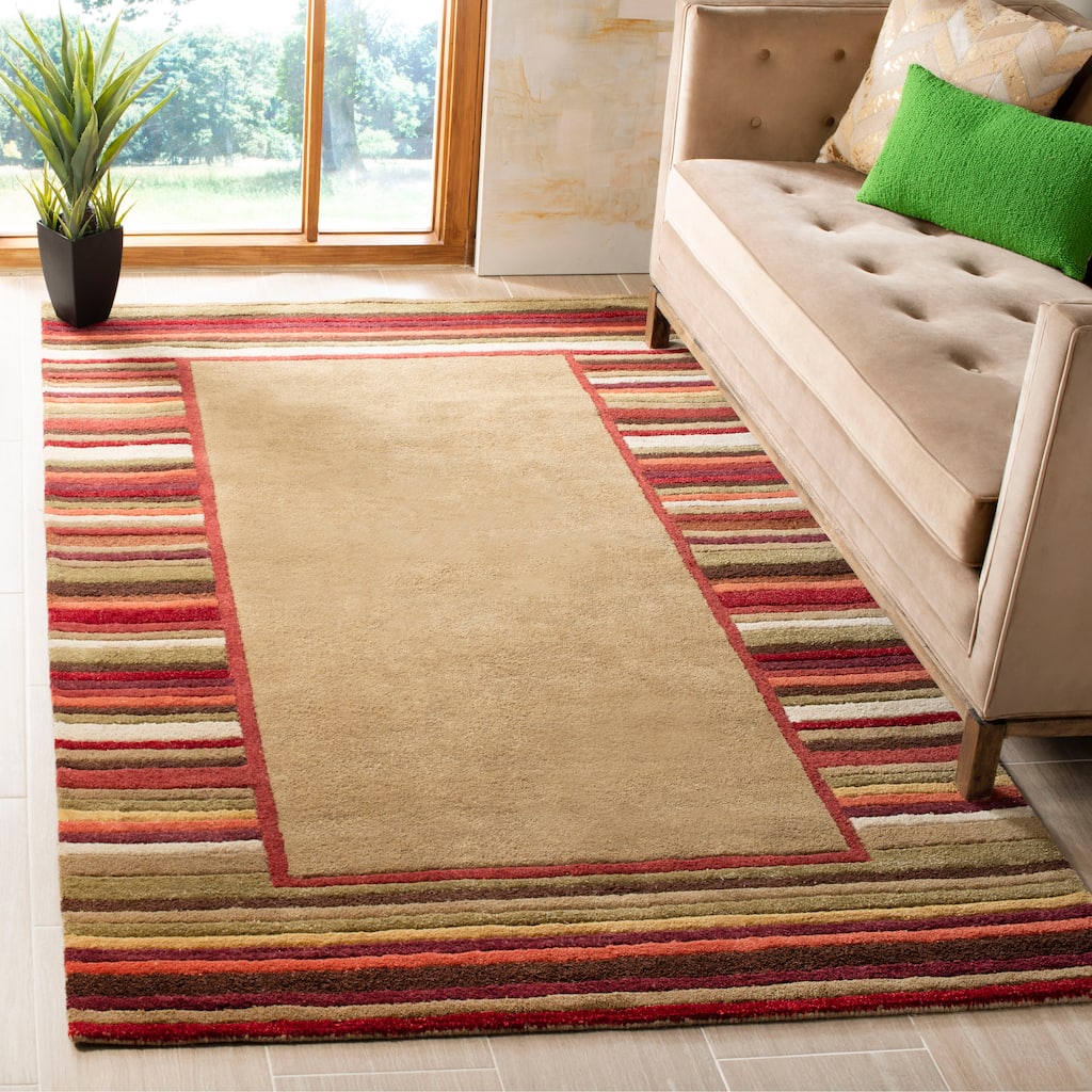 Martha Stewart by SAFAVIEH Striped Border Wool Rug