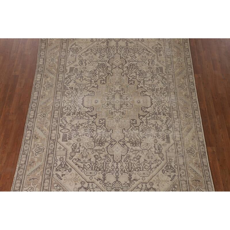 Distressed Tabriz Persian Vintage Rug Handmade Medallion Wool Carpet - 6'5"x 9'6"