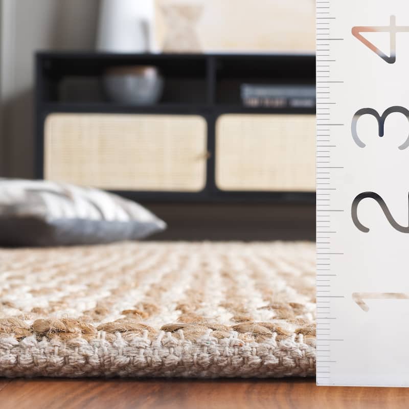 SAFAVIEH Flatweave Natural Saadet Fiber Farmhouse Jute Rug