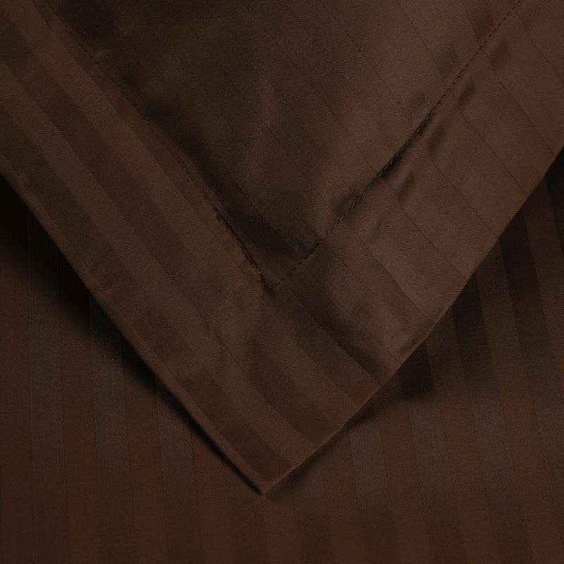 Superior Egyptian Cotton 650 TC Embroidered Duvet Cover Set