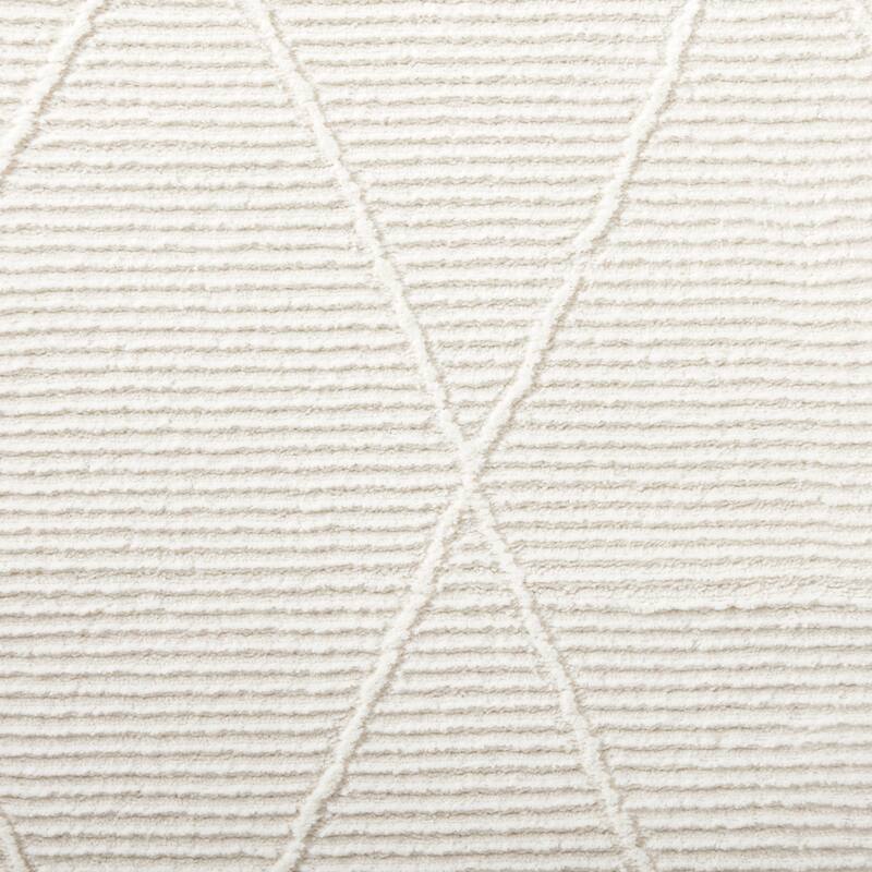 TOWN & COUNTRY LUXE Tretta High-Low Area Rug