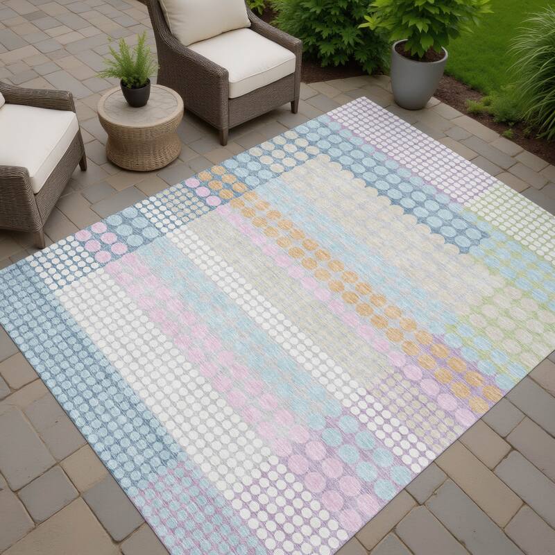 Machine Washable Indoor/ Outdoor Casual Dotty Chantille Rug