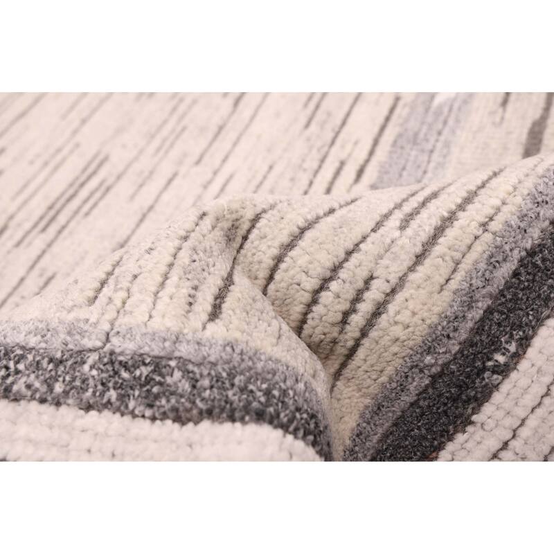 ECARPETGALLERY Hand-knotted Tangier Light Khaki Wool Rug - 5'1 x 7'11