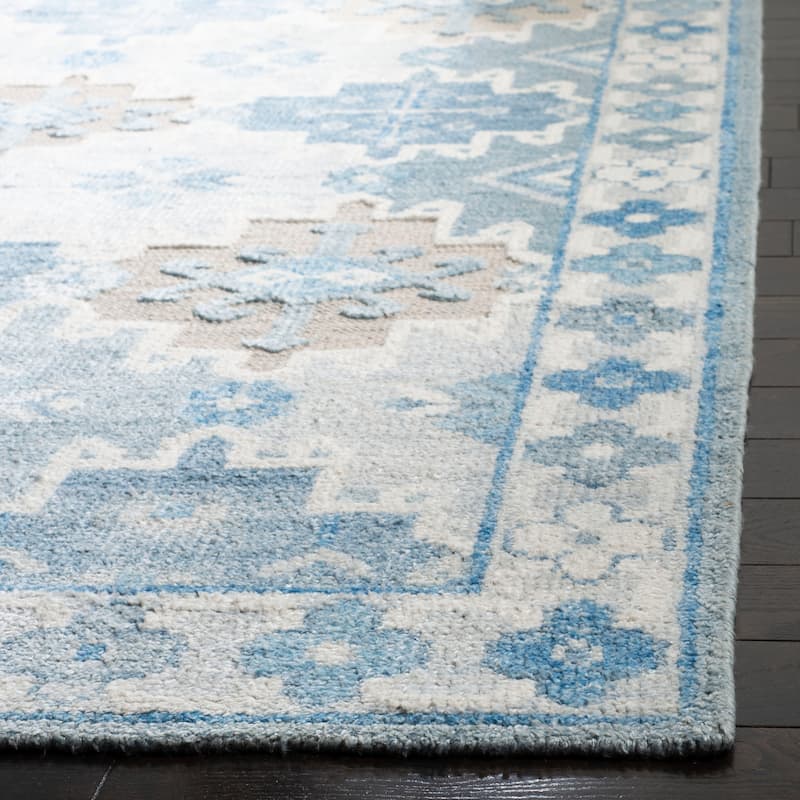 SAFAVIEH Hand-knotted Paseo Tuire Modern Rayon from Bamboo Rug