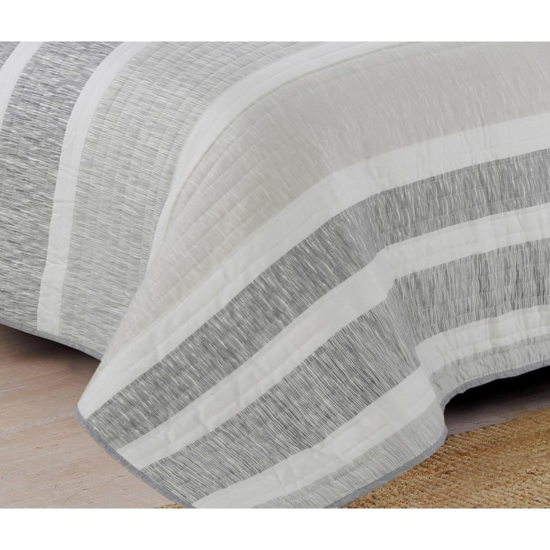 Estate Collection Delray Striped Quilt Set