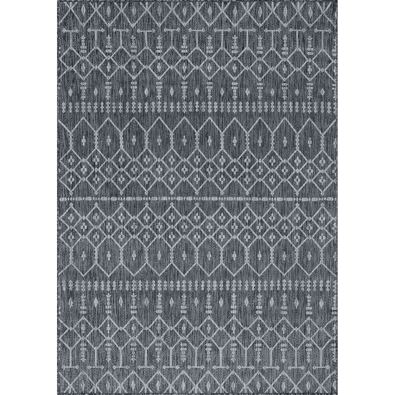 Colonnade Farmhouse Geometric Indoor/Outdoor Area Rug