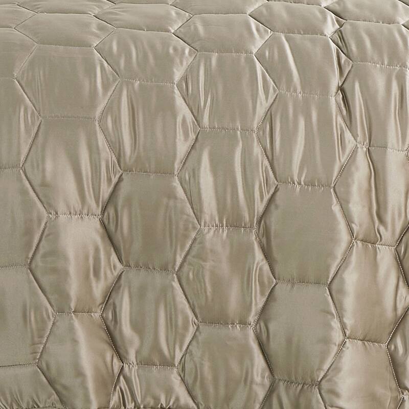 Aurelio Satin 3 Piece Reversible Bedspread