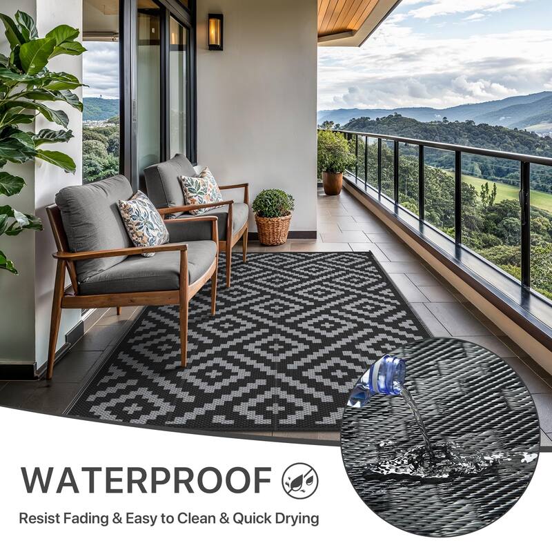 Reversible Charcoal Geometric Flat-Weave Recyclable Outdoor Rug