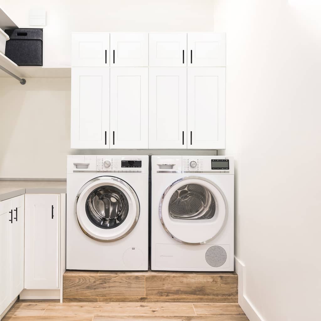 Millbridge Traditional 1-Light Indoor Dimmable Wall Sconce - Satin Nickel