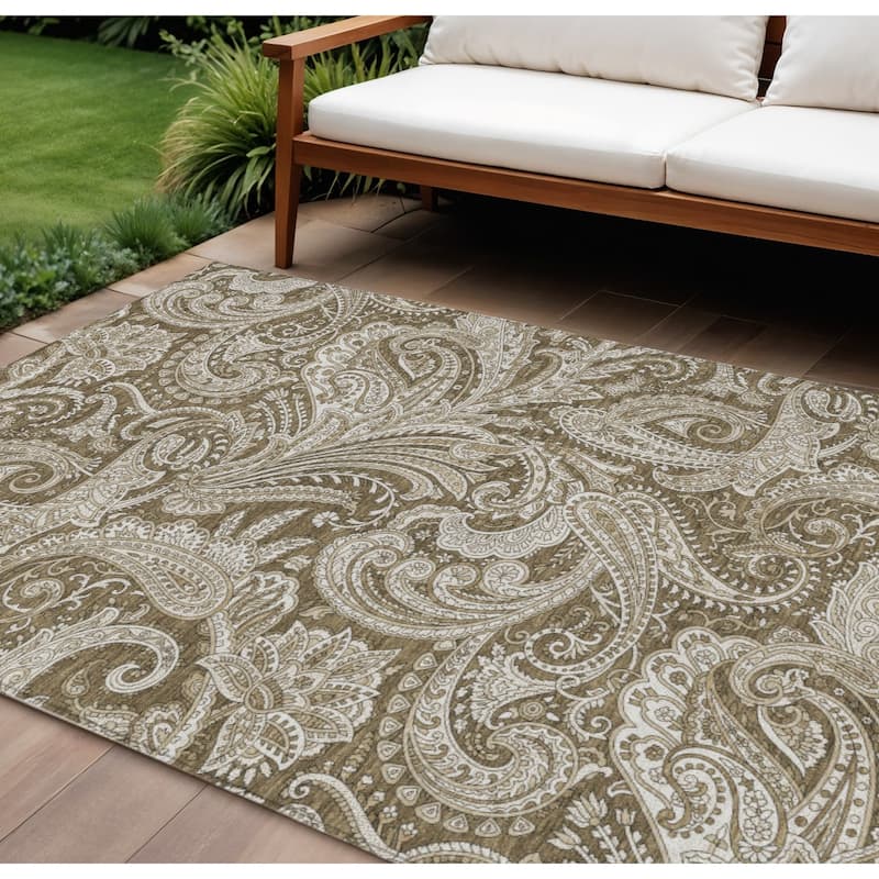 HomeRoots Paisley Transitional Rectangle Outdoor Rug - 8' X 10'
