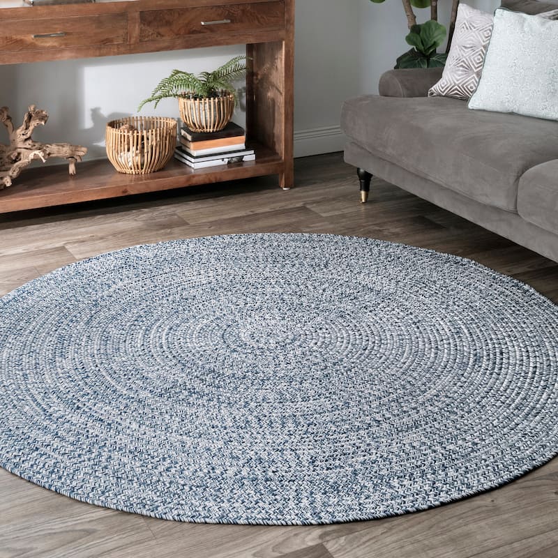 Nuloom Wynn Braided Indoor/Outdoor Area Rug - 6' Round - Light Blue