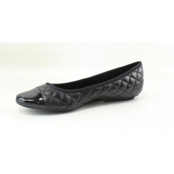 vaneli serene flat