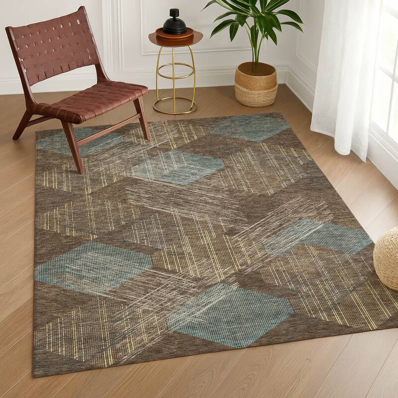 Machine Washable Indoor/ Outdoor Modern Hotchkiss Chantille Rug