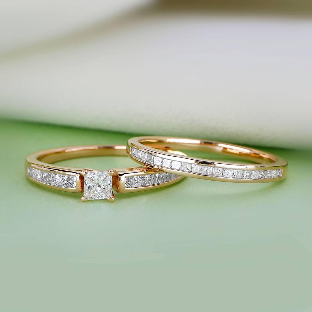 IGI Certified 1ct TDW Princess Cut Diamond Bridal Set in 14K Yellow Gold for Women