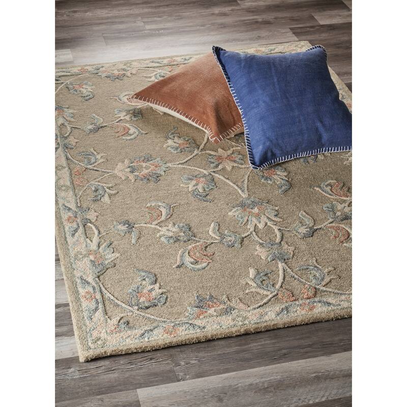 Sevita Mirroring Floral Bloom Area Rug