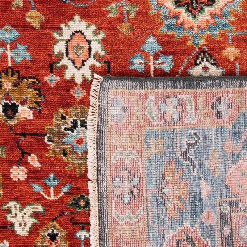 SAFAVIEH Hand-Knotted Samarkand Rosemonde Wool Rug