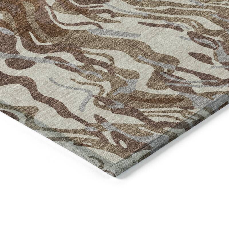 Machine Washable Indoor/ Outdoor Abstract Flow Chantille Rug