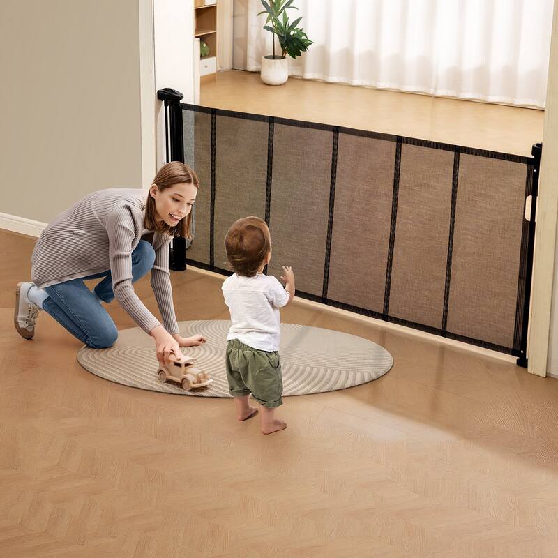 Mesh Foldable Wide Retractable Baby Gate Suitable for Playrooms Kitchens Or Hallways