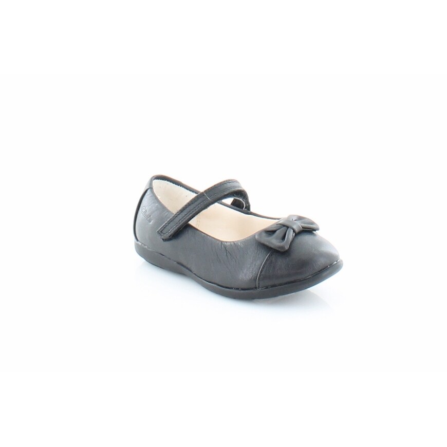 clarks sandals baby girl