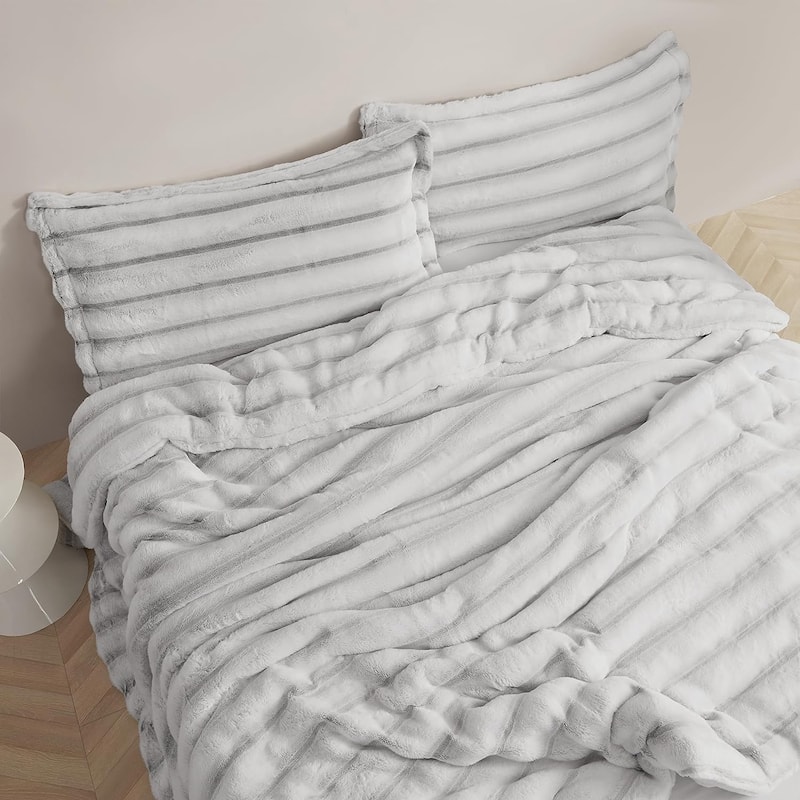 Jelly Rolls Chunky Bunny - Coma Inducer® Oversized Comforter Set - Snowy Black
