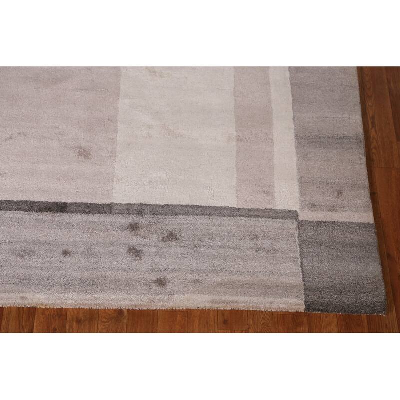 Contemporary Modern Indian Area Rug Hand-Tufted Grey Wool Carpet - 5'3" x 7'7"