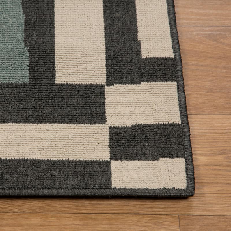 Sevita Graphic Print Bohemian Polypropylene Area Rug