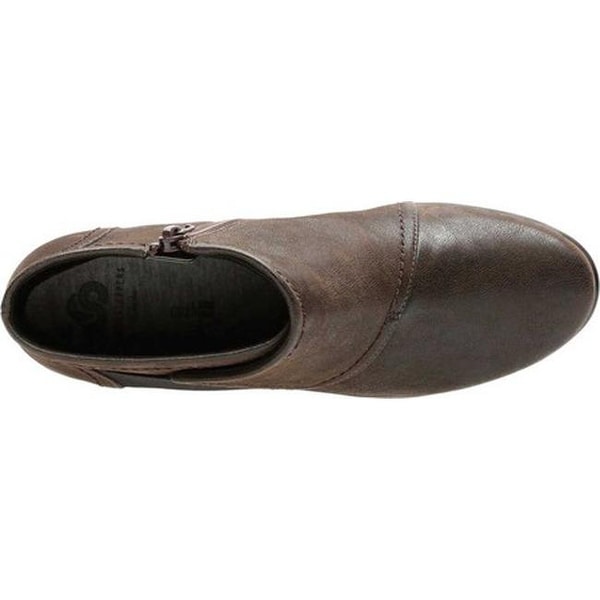 clarks caddell rush wedge bootie